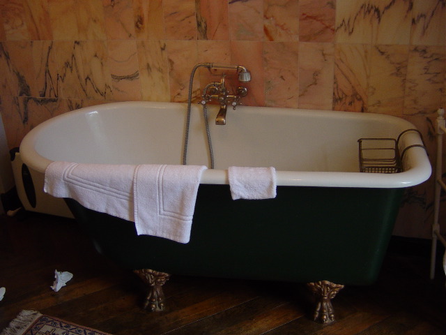 Our bathtub @ the Chataeux